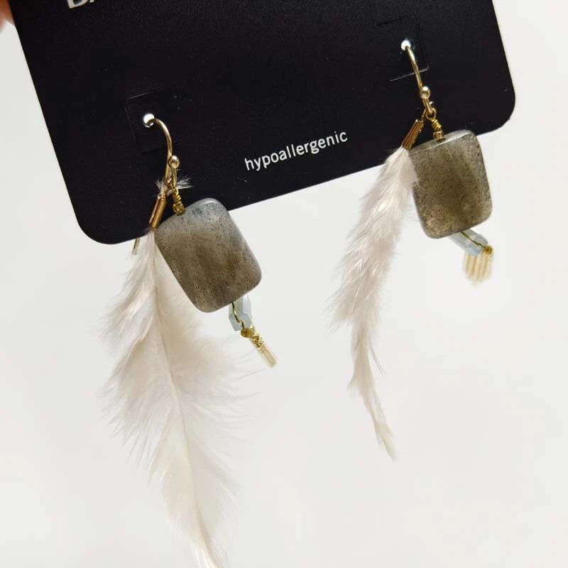 New Banana Republic Feather Stone Drop Earrings Gift Fashion Women Party Jewelry - Image 2 of 3
