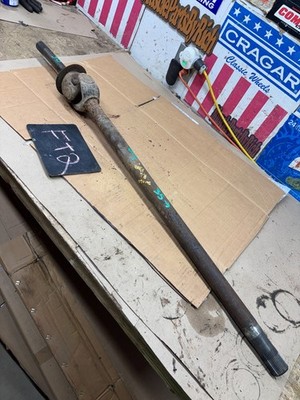 1987 1986 1990 91 Ford F350 Dana 60 4WD AXLE W/STUB SHAFT 30/35 SPLINE YOLK YOKE