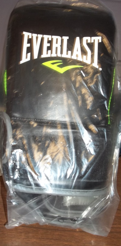Everlast MMA Women's Gloves - Black/GREEN