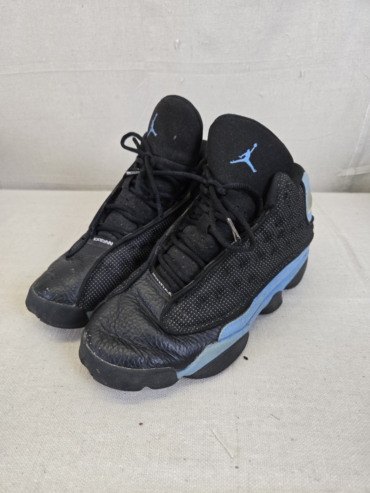 Air Jordan 13 Retro – Black/University Blue – Size 5.5Y – 884129-041