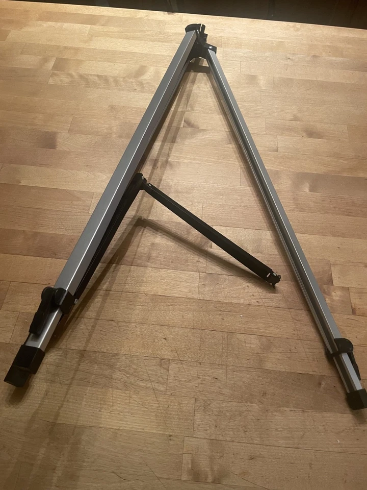 Telescopio refractor Vivitar Stars & Beyond 60X/120X ligeramente usado con caja.  Foto 4 de 4