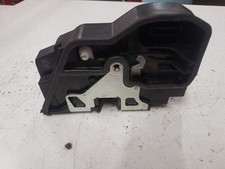 BMW 3 F30 F35 F31 2013 Vorne links T�rschloss vorne 053702 EQW76790