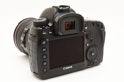 Canon EOS 5D Mark IV DSLR Camera with EF24-70mm F4L IS Lens Used