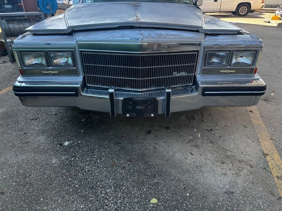 Cadillac Fleetwood 1980 1984 OEM limpiaparabrisas transmisión acoplamiento con brazos  Foto 2 de 4