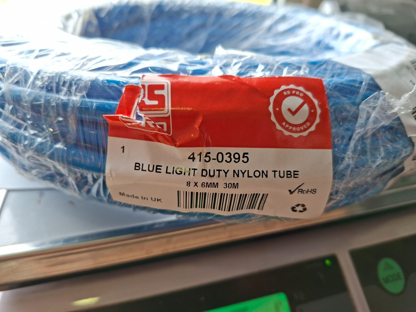 Tube nylon bleu RS PRO 8mm pour l'aménagement de votre atelier de bricolage