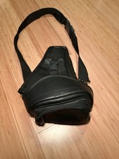 Nifco Black Faux Leather Insulated Camera Bag Adjustable Strap Photography -U