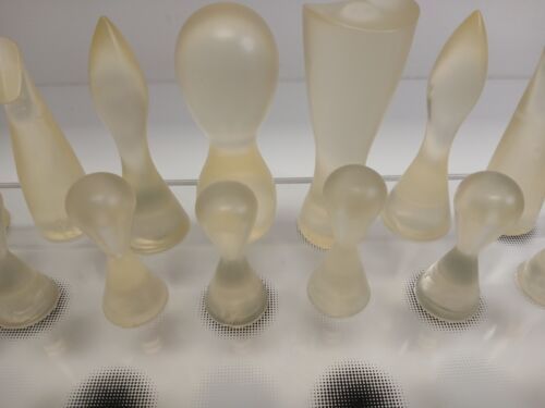 Set scacchi bianco e nero di Karim Rashid anno 2001 con custodia scatola Bozart - Foto 6 di 24