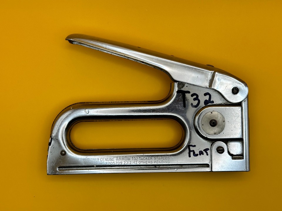 Arrow T32 Heavy Duty Staple Gun For Low Voltage Cables And Wires eBay