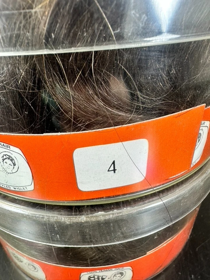 LOTE DE 2 PELUCAS DE COLECCIÓN Mid Century para mujeres 100 % cabello humano peluca retro belleza utilería de película Foto 4 de 4