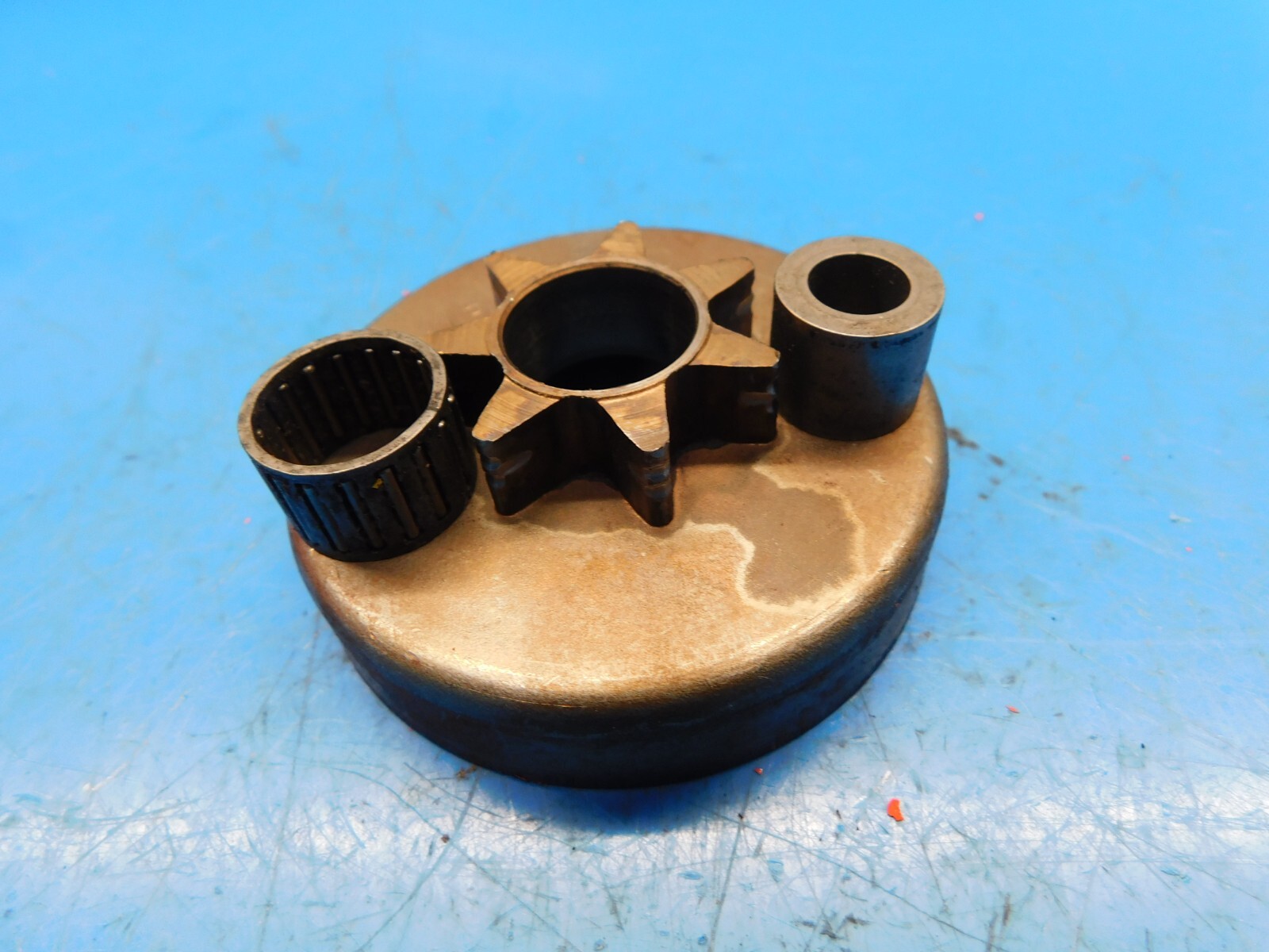 Homelite Chainsaw 150 Clutch Drum Replacement Part Box 1728 X-image