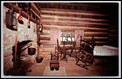 Postcard Interior Of The Joshua Miller Cabin New Salem Il   Q67