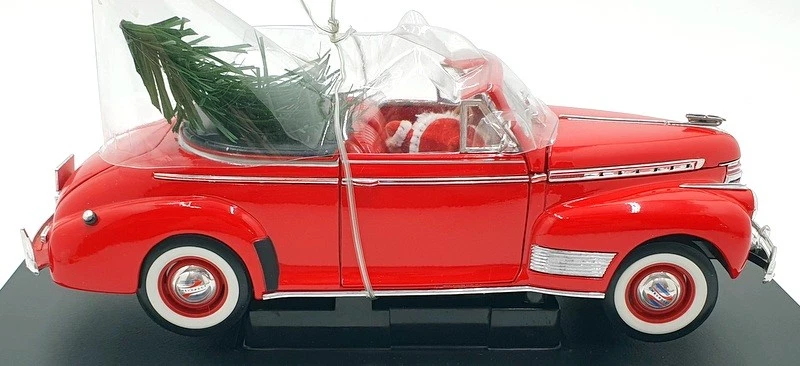 Welly 1/18 Scale Diecast 19862 - 1941 Chevrolet Special Deluxe Christmas - Image 4 of 4