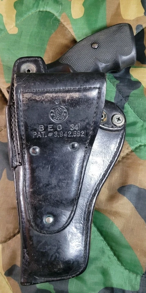 Marco Smith&Wesson BEO 34 Smith&Wesson K 4 pulgadas cuero negro búho derecho Foto 2 de 4