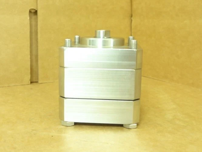 194738 New-No Box; Metalquimia 017290T Cylinder Assembly