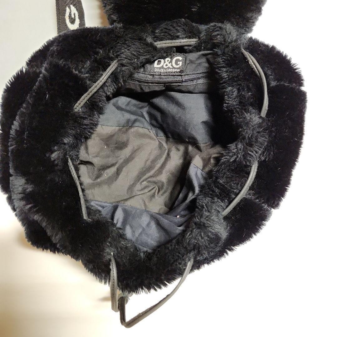 Dolce & Gabbana D&G Fur Logo Backpack Black Dolce & Gabbana D&G Vintage Faux Fur Backpack Black – Queen  main image 2