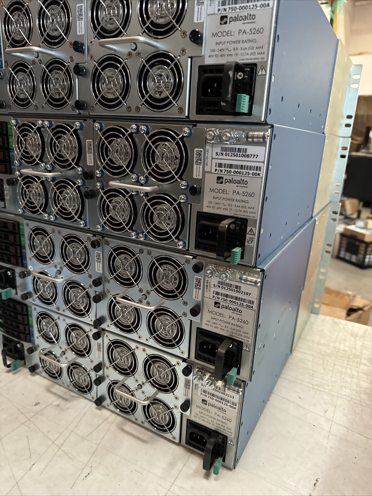 Palo Alto PA 5260 Next Gen Firewall: 2x 240GB SSD + 2x 2TB HDD  75000012500A