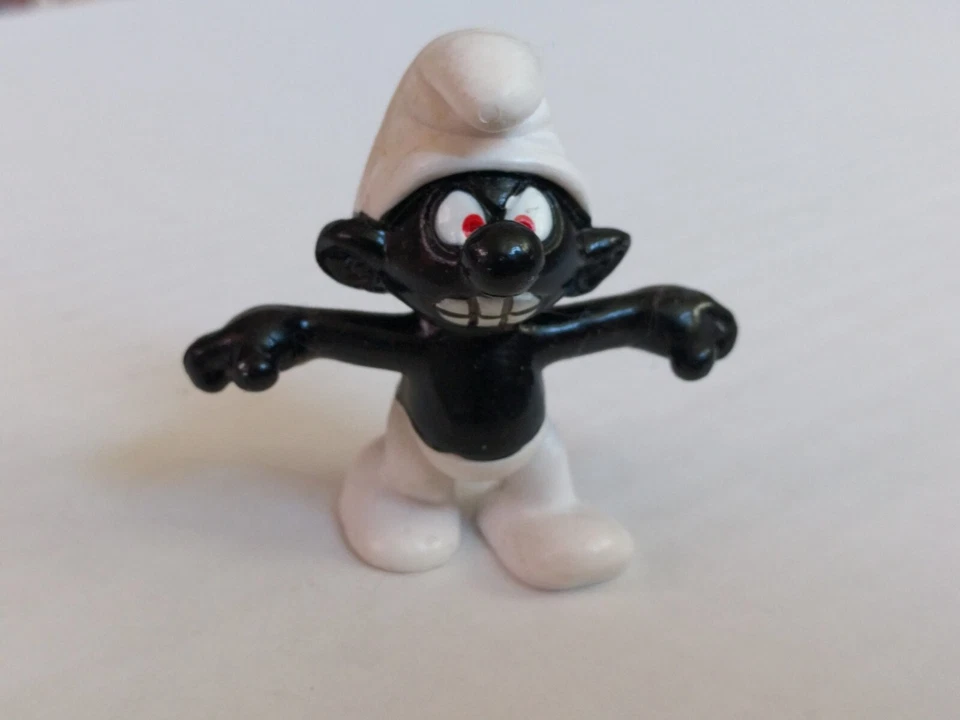 Figura de PVC Schleich vintage pitufo RARA 2.0007 pitufo negro enojado  Foto 2 de 4