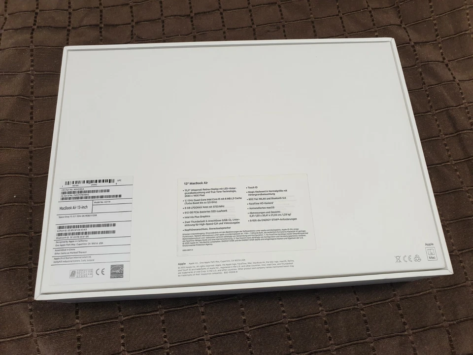 Macbook Air 13-inches Carton. - Bild 3 von 4