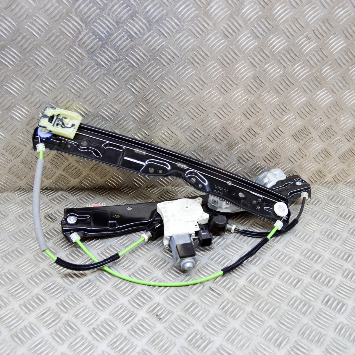 JAGUAR F-PACE X761 Front Left Door Window Regulator HK83-23201-AJ