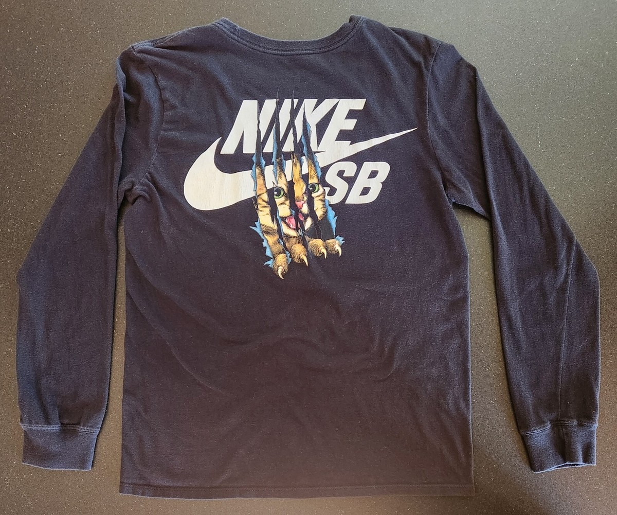 ★米国発/送関込*NIKE SB*新作*Cat Scratch Tシャツ/BLACK★ Nike SB Cat Scratch Black T-Shirt | Zumiez