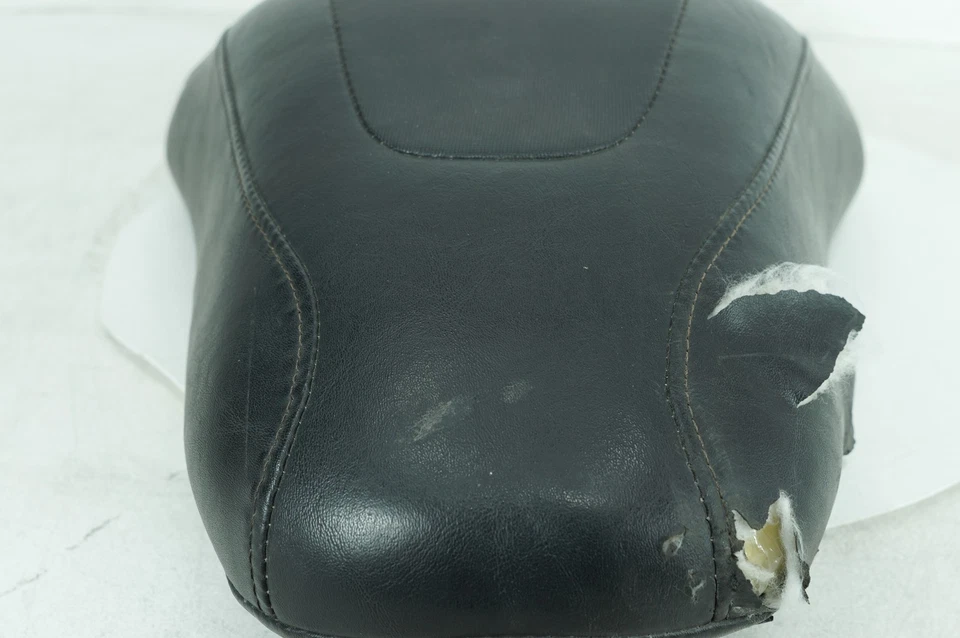 2013 Harley Dyna FXDF Fat Bob OEM assento de motorista passageiro selim rasgado - Imagem 4 de 4