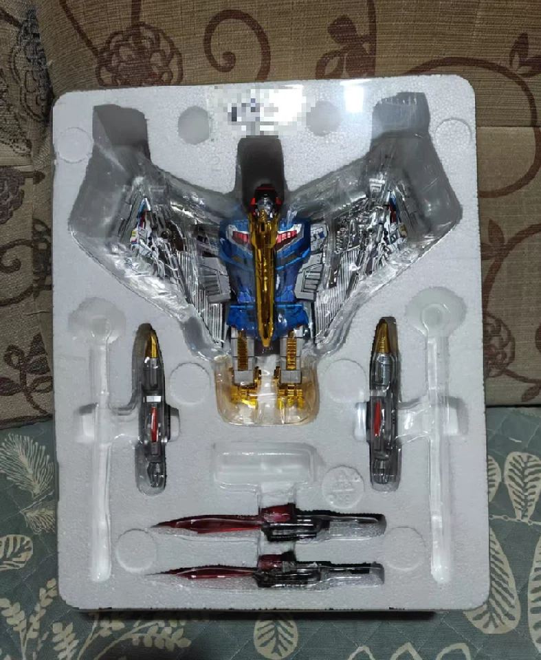 2022 Reissue! New GigaPower GP HQ-05R Gaudenter Swoop Blue Chrome Ver. Dinobots - Image 2 of 4