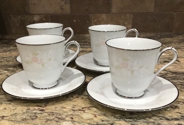4 SETS NORITAKE TEMPTATION 2752 JAPAN FINE CHINA 4 CUPS 4 SAUCERS