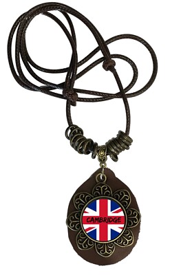Cambridge On The Union Jack Expandable Eva Pendant Necklace + Gift Bag