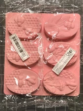 BEE and HONEYCOMB soap and craft mold MAKES 6 measure 2.25" x 3.25" NEW