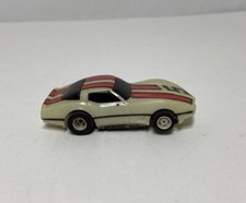 TYCO WHITE RED STRIPED GLOW IN THE DARK NIGHTGLOW 5 CORVETTE HO SLOT CAR