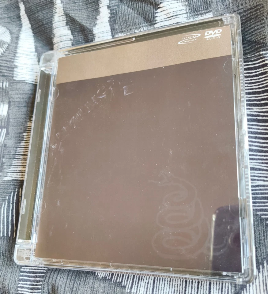 Metallica - The Black Album [DVD-AUDIO] 5.1 Surround MLP, Dolby + Hi-res Stereo - Bild 4 von 4