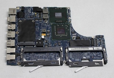 661-4710 Apple Mb 13 Macbook 2.4 A1181 T8300 Slazc ''GRADE A''
