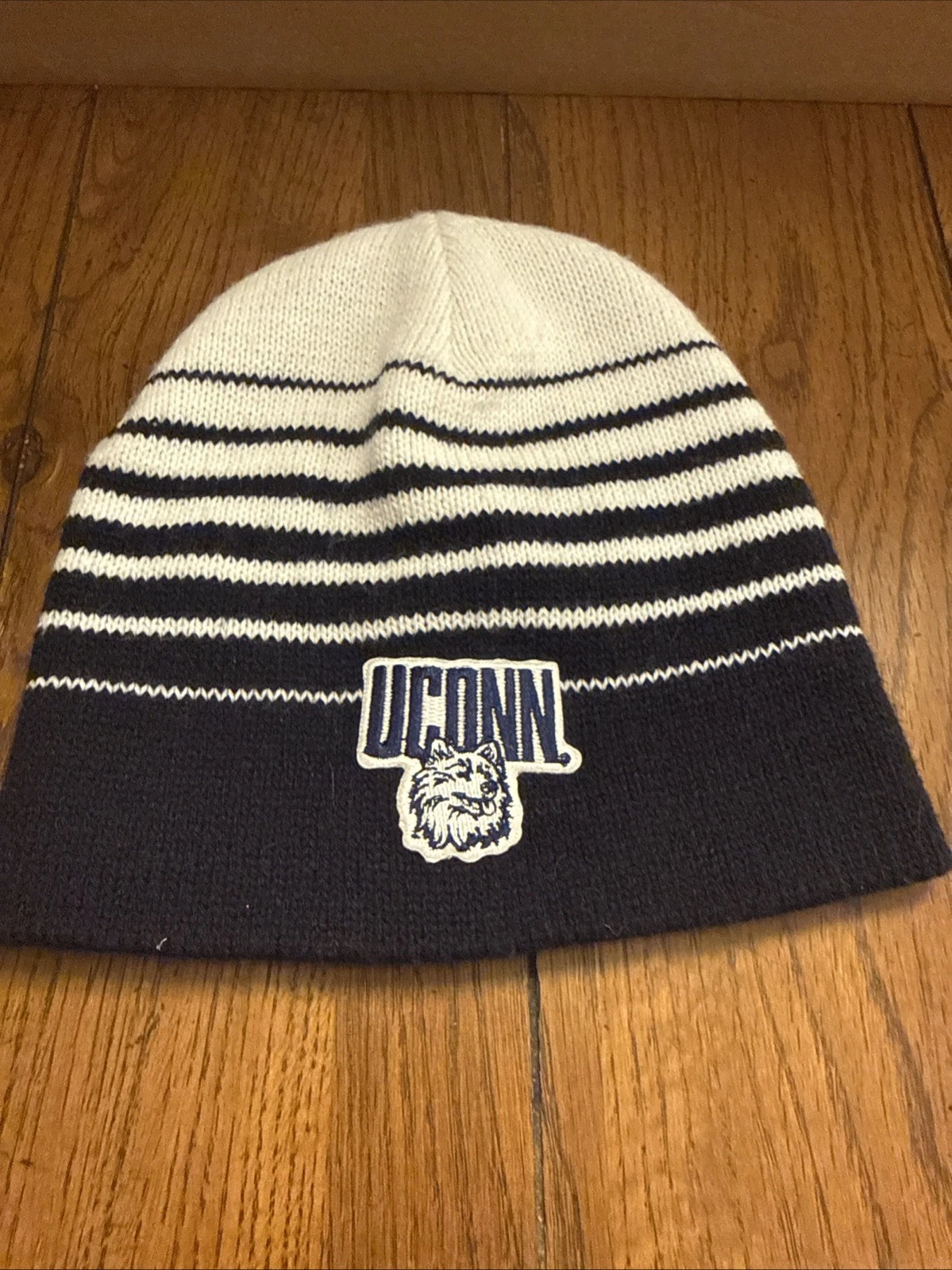 University Of UCONN Black/White Color Beanie
