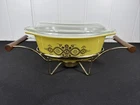 PYREX 043 Vintage Golden Wreath 1 1/2 Qt Casserole Dish w/ Lid and Cradle USA
