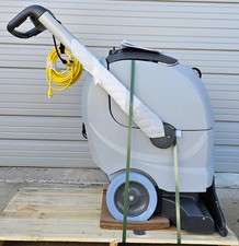 Advance ES400 XLP 56265501 18" Self-Contained 3-Mode Carpet Extractor 10 Gallon