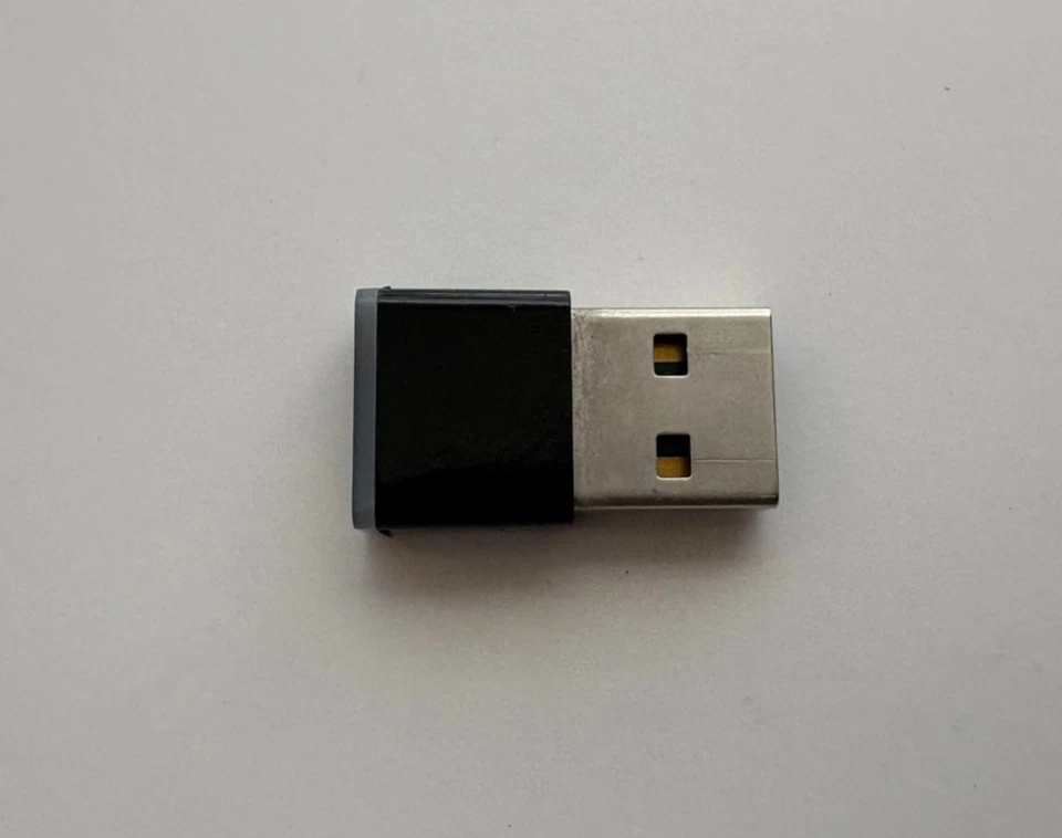 Plantronics Poly BT800 Bluetooth Dongle USB Adapter - Image 4 of 4