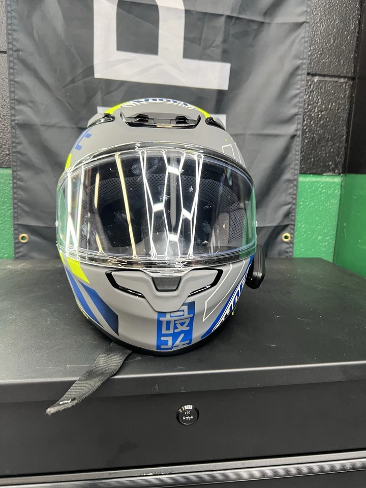 Shoei RF-1400 Large Motorcycle Helmet Visor with Clear Pinlock With Cardo - Image 3 of 4