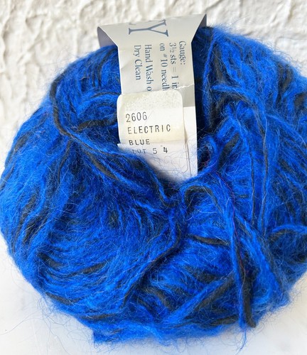 Vintage Brunswick Monterey Mohair Blend Yarn - 1 Skein Electric Blue #2606 - Picture 5 of 5
