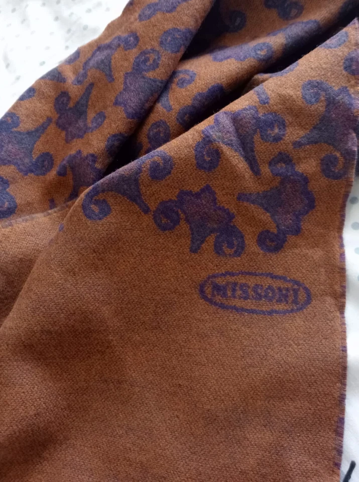 N4# Missoni Vintage Mezcla de Lana Marrón y Púrpura Bufanda 59" x 13" Bordes con Flecos Foto 2 de 4