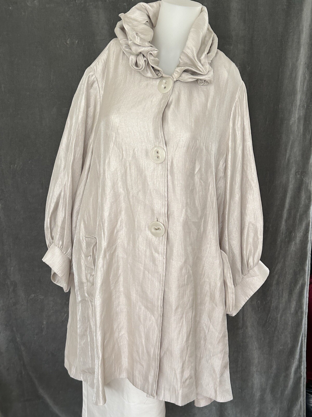 IC Collection Swing Jacket Structured Wire Collar… - image 3