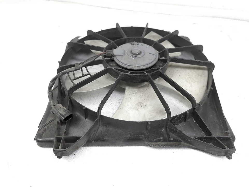 Motor y cubierta ventilador radiador Honda Accord Crosstour 2010-2015 Foto 4 de 4