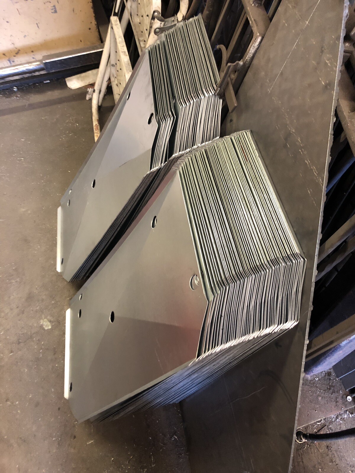 Catalytic Converter Anti Theft Cover Shield for Toyota Prius Plus 2012