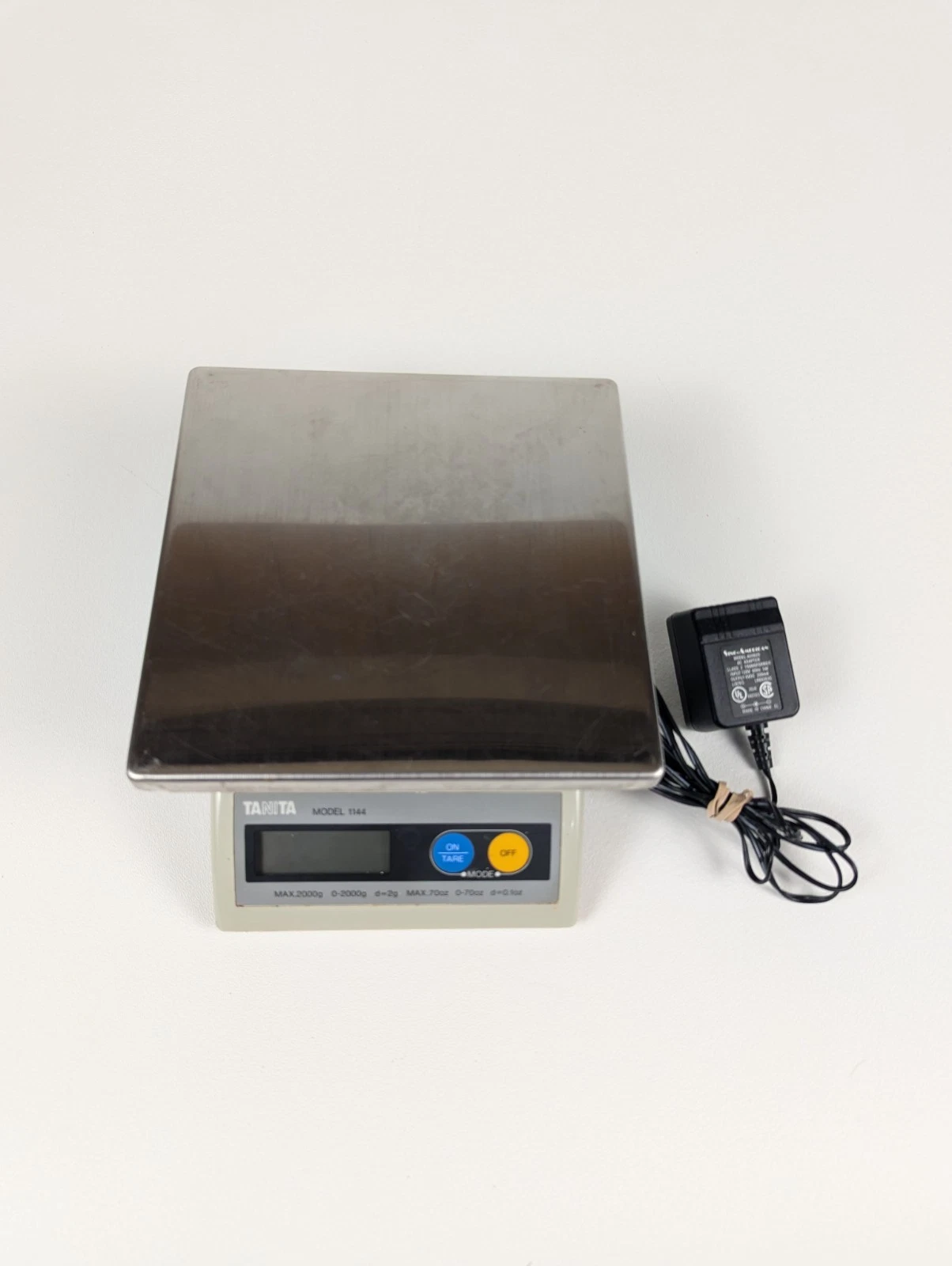 Tanita 1144 Digital Scale 0-2000g 0-70oz Electronic 7x7" Stainless Platform