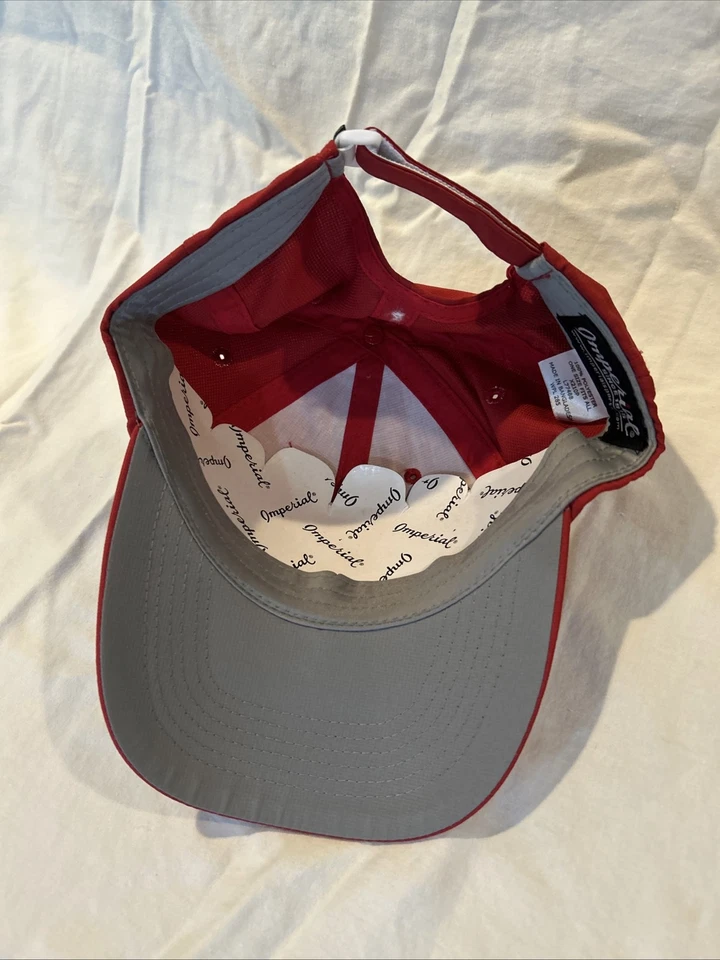 Cypress Point Club - Nuevo - Sombrero Imperial Rojo Foto 2 de 3