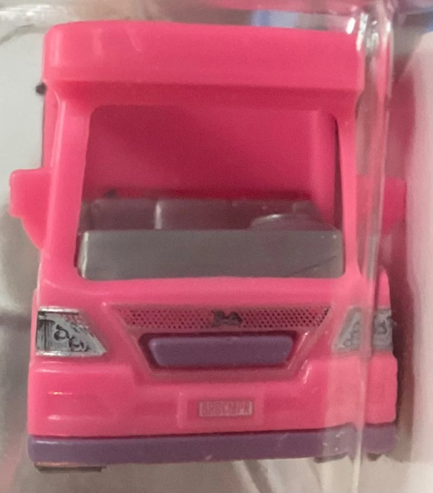 Hot Wheels BARBIE DREAM CAMPER, Pink, **. DAMAGED **,  ** BOX SHIPPING ** - Image 4 of 4
