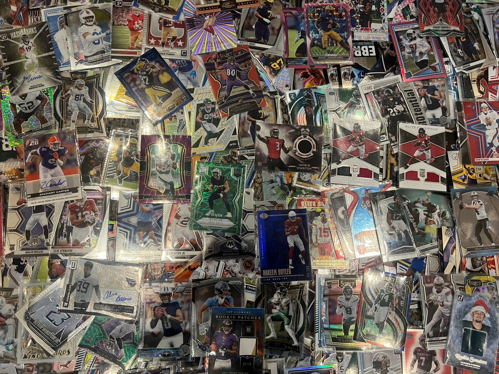 660+ football card lot, NEW ROOKIES, NUMBERED, AUTOS, PATCH view 6