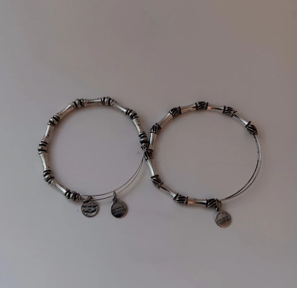 Brazalete de colección Alex And Ani con cuentas de plata 1= oro y plata conjunto de 8 Foto 3 de 4