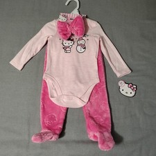 Hello Kitty 9 Months Let It Snow Embossed Baby Outfit