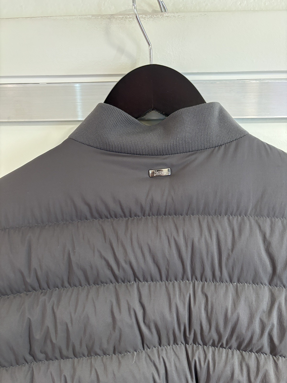 Herno Anthracite Down Injected Lightweight Quilte… - image 3