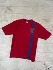 Vintage Nike FC Barcelona Football T-Shirt 00s Soccer Men Size M red